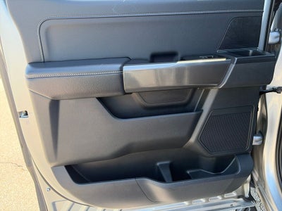 2023 Ford F-150 XLT V8 5.0