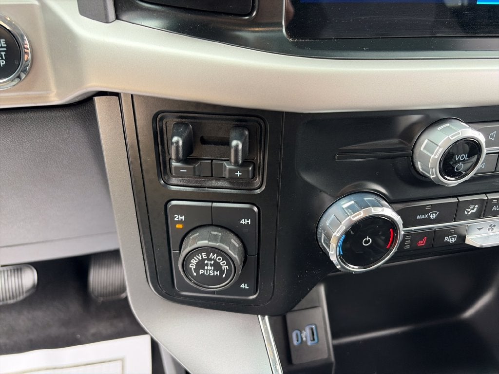 2023 Ford F-150 XLT 5.0 V8 Heritage Edition