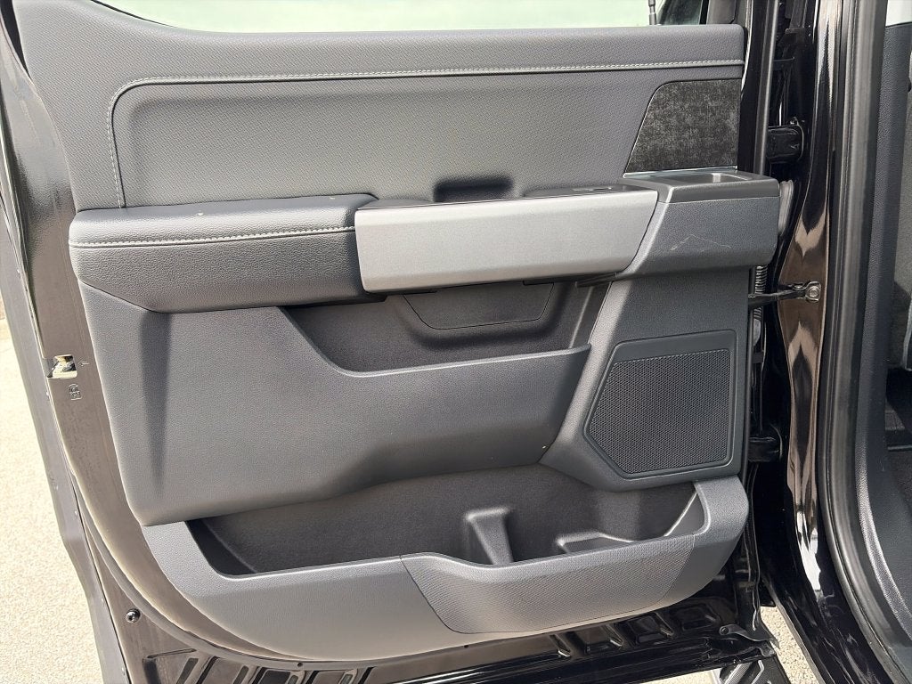 2023 Ford F-150 XLT 5.0 V8 Heritage Edition