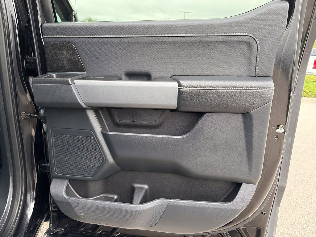 2023 Ford F-150 XLT 5.0 V8 Heritage Edition