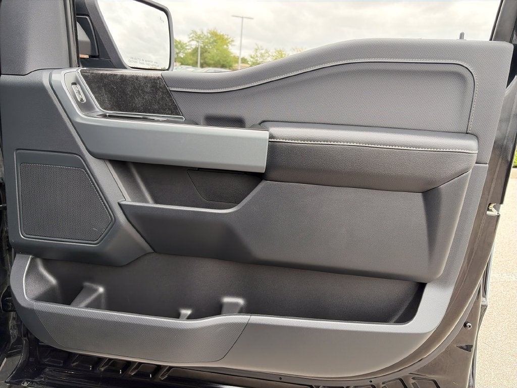 2023 Ford F-150 XLT 5.0 V8 Heritage Edition