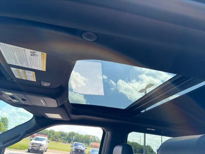 2024 Ford F-150 Lariat V8 5.0
