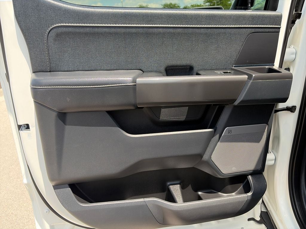 2024 Ford F-150 Lariat V8 5.0