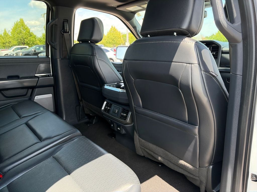 2024 Ford F-150 Lariat V8 5.0