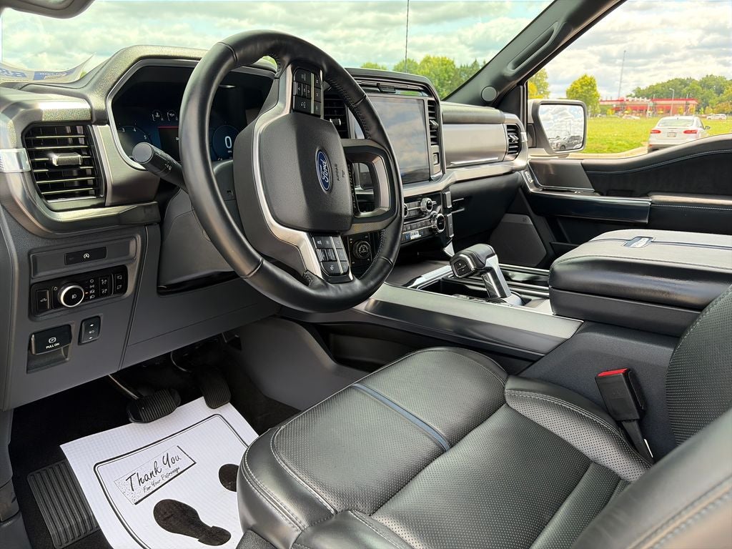 2025 Ford F-150 Platinum
