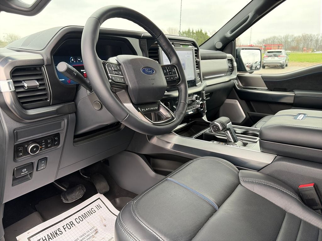 2025 Ford F-150 Platinum