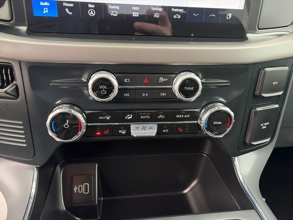 2025 Ford F-150 Lightning XLT