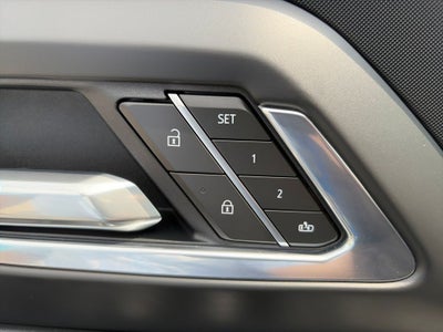 2025 Chevrolet Silverado EV LT