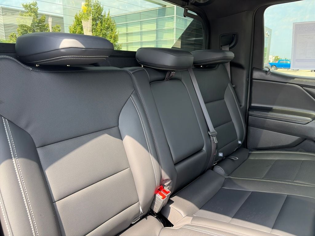 2025 Chevrolet Silverado EV LT