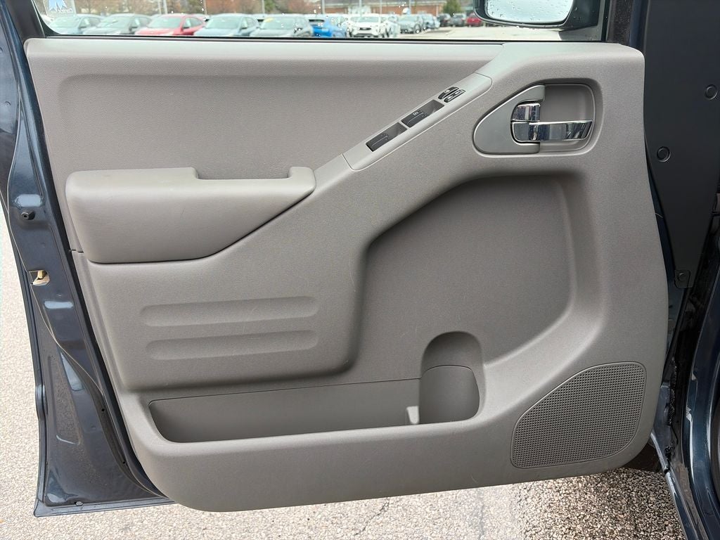 2015 Nissan Frontier SV