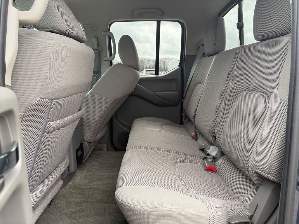 2015 Nissan Frontier SV