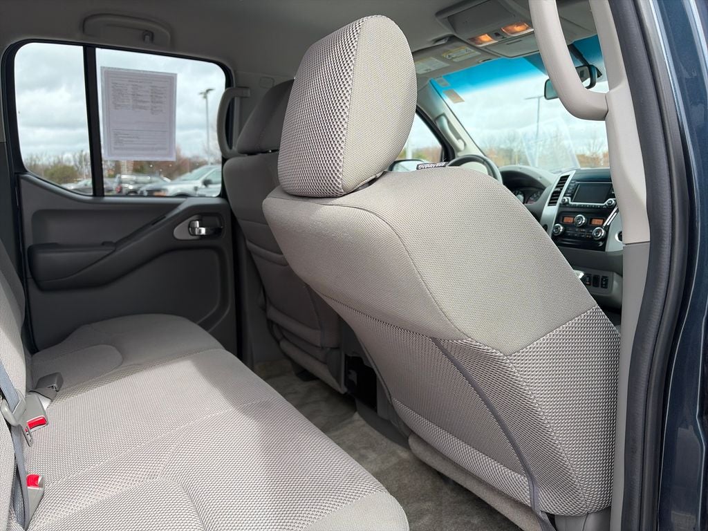 2015 Nissan Frontier SV