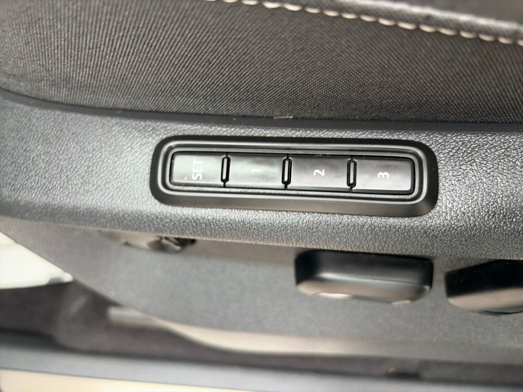 2022 Volkswagen Atlas Cross Sport 3.6L V6 SEL