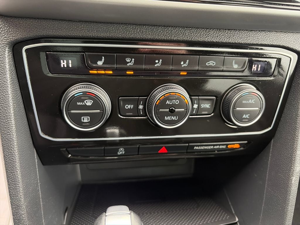 2022 Volkswagen Atlas Cross Sport 3.6L V6 SEL