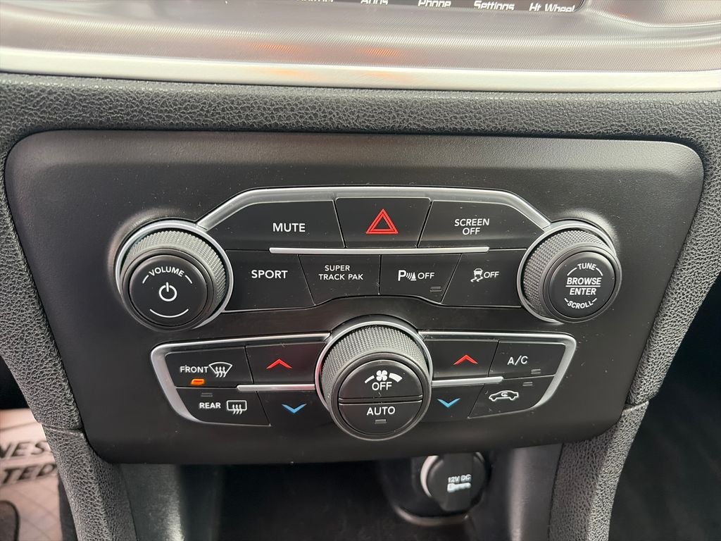 2022 Dodge Charger SXT