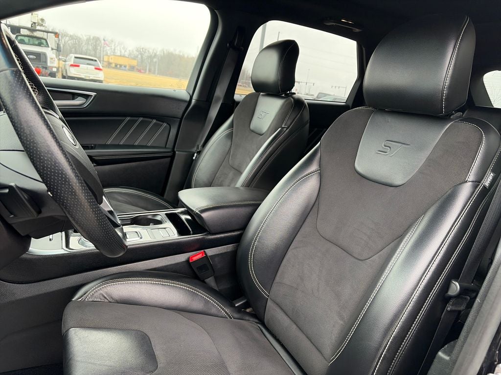 2019 Ford Edge ST