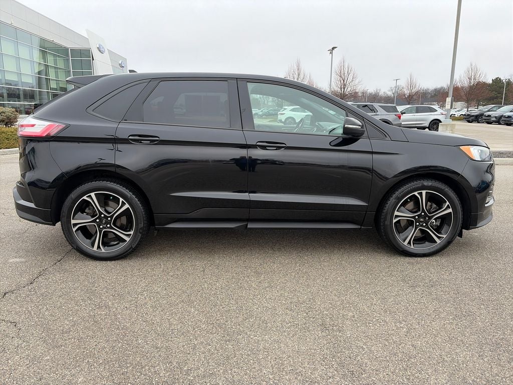 2019 Ford Edge ST