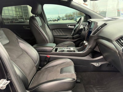 2021 Ford Edge ST