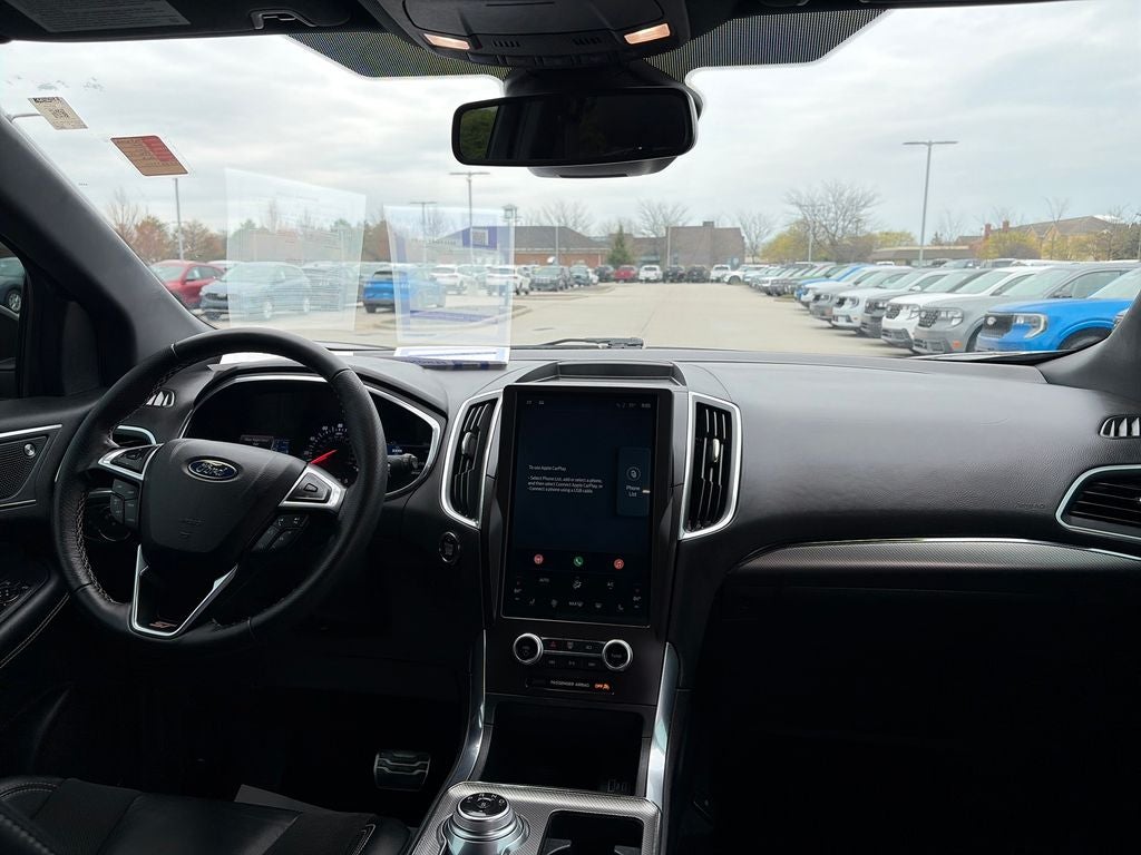 2021 Ford Edge ST