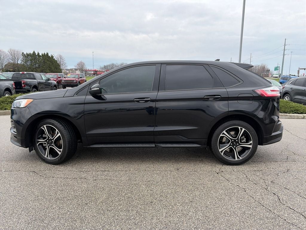 2021 Ford Edge ST