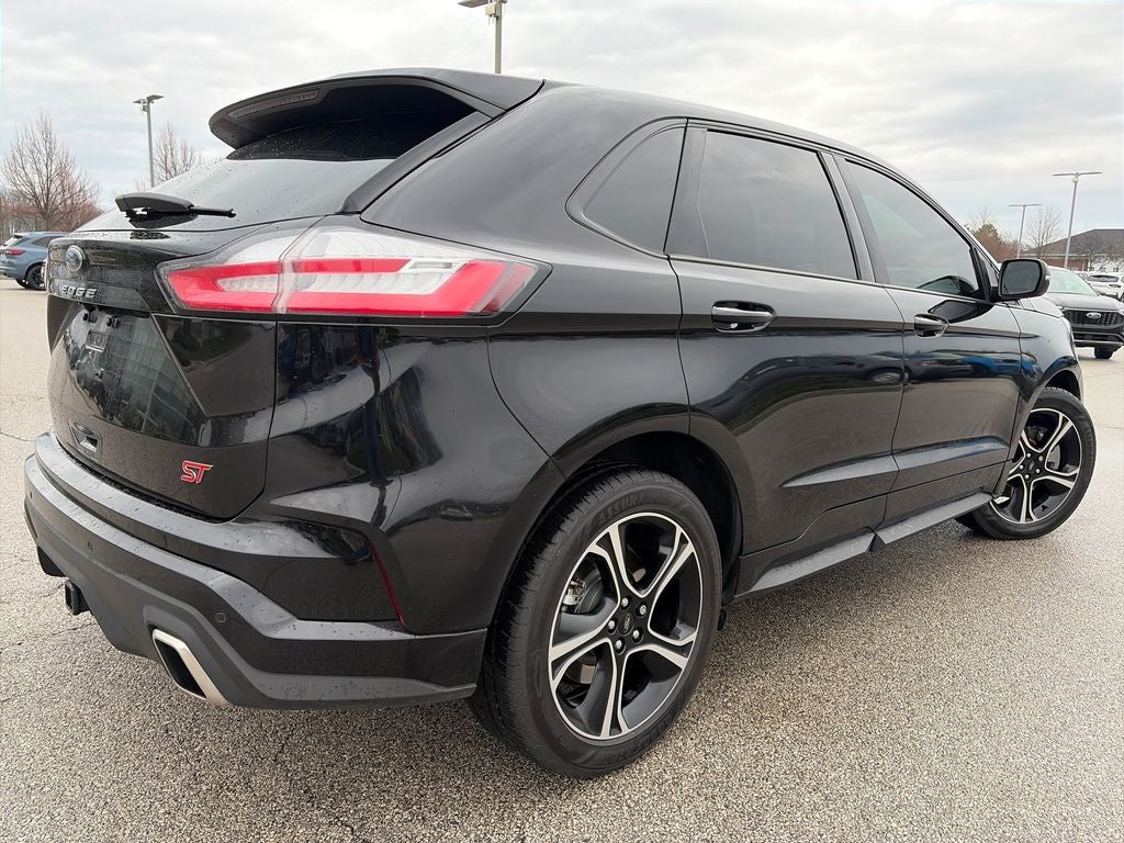 2021 Ford Edge ST
