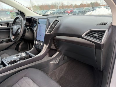 2023 Ford Edge SE