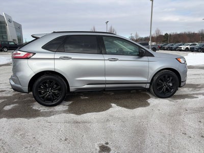 2023 Ford Edge SE