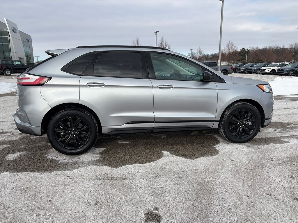 2023 Ford Edge SE