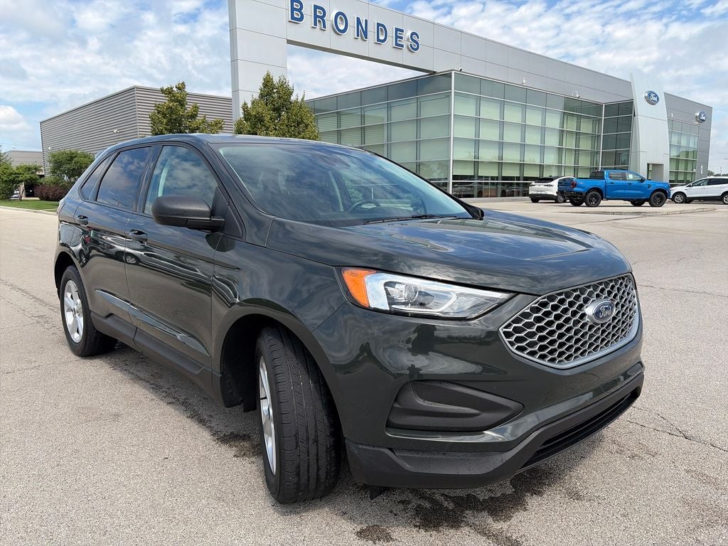 2023 Ford Edge SE