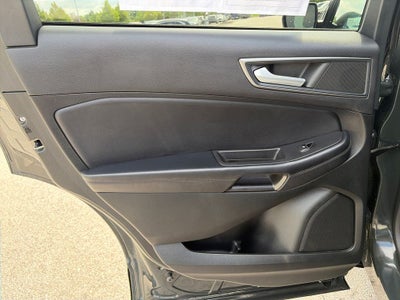 2023 Ford Edge SE