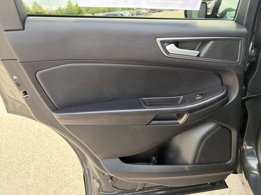 2023 Ford Edge SE