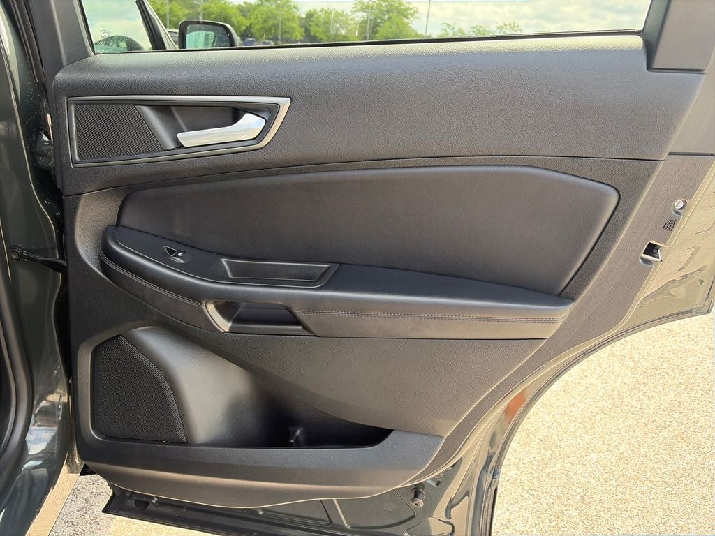 2023 Ford Edge SE