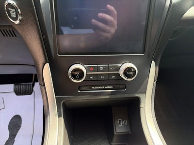 2024 Ford Edge SE