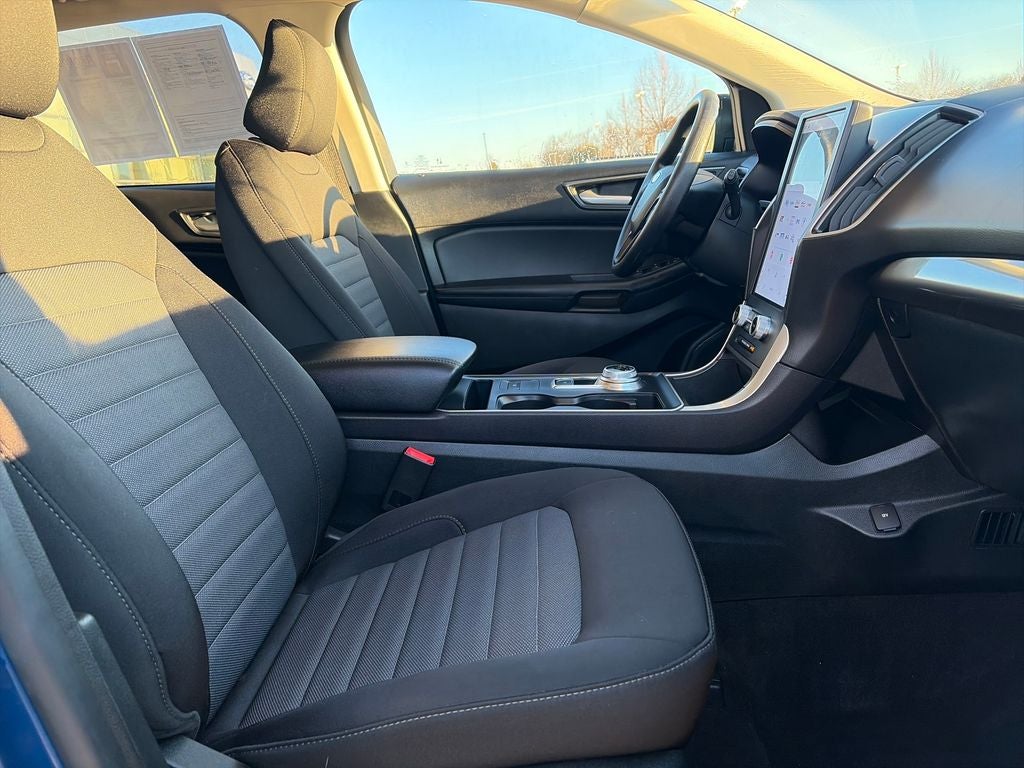 2023 Ford Edge SE