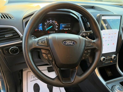 2023 Ford Edge SE