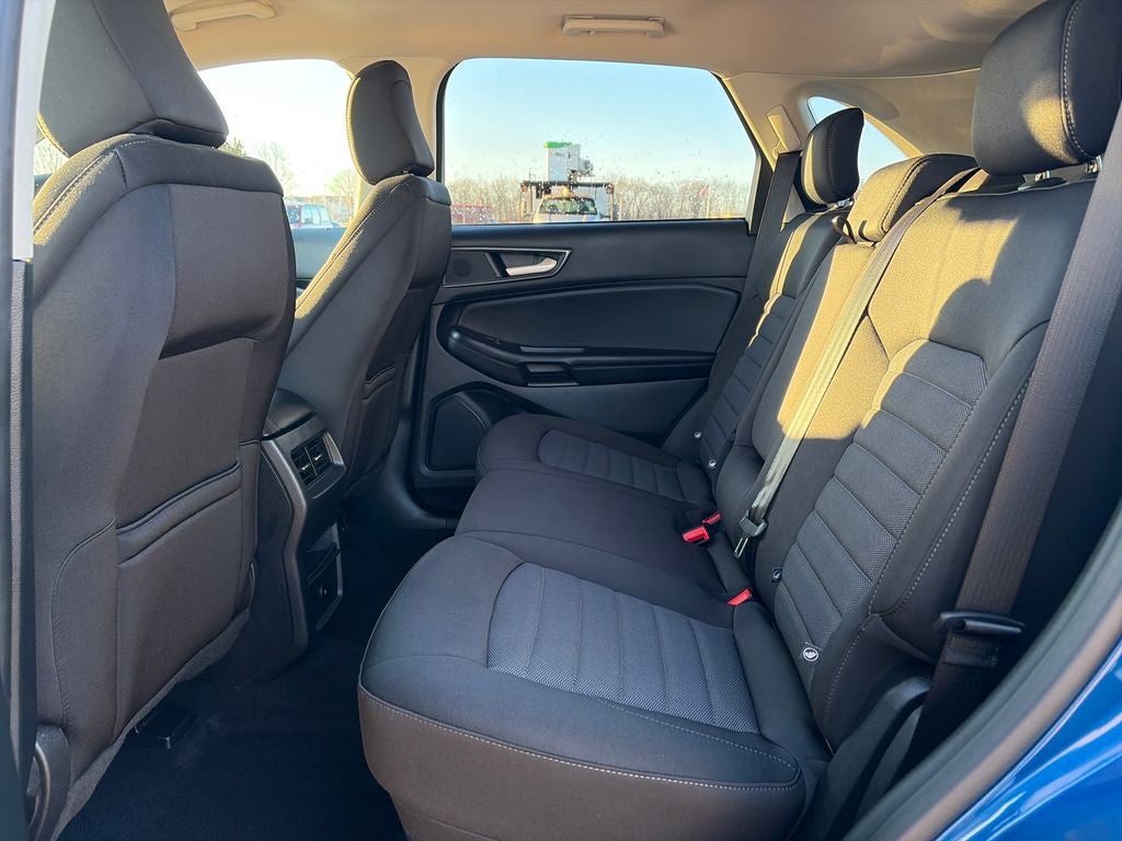 2023 Ford Edge SE