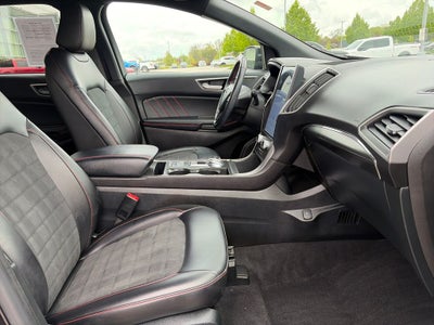 2022 Ford Edge ST Line