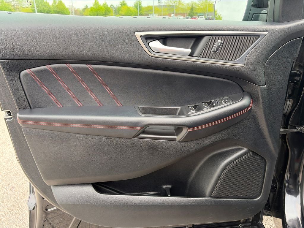 2022 Ford Edge ST Line