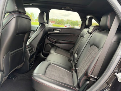 2022 Ford Edge ST Line