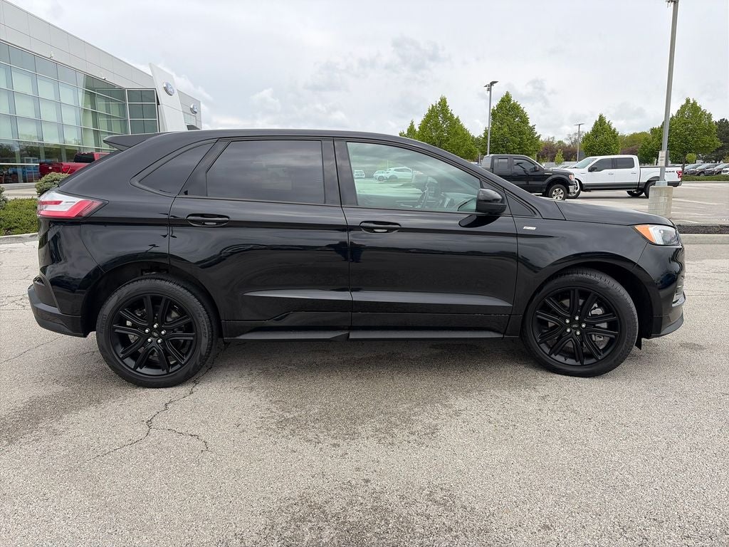 2022 Ford Edge ST Line