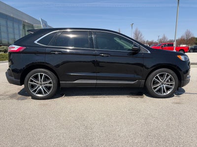 2023 Ford Edge Titanium