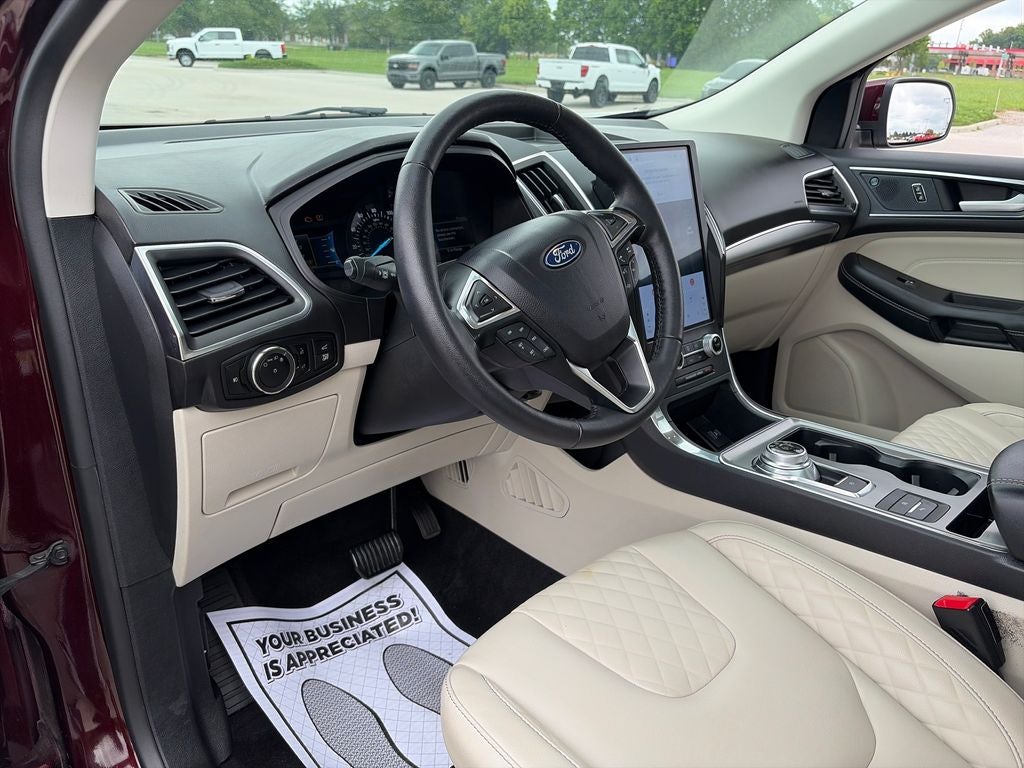 2024 Ford Edge Titanium