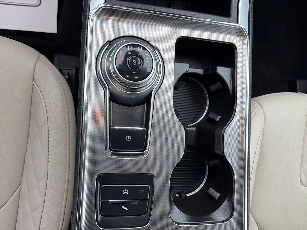 2023 Ford Edge Titanium