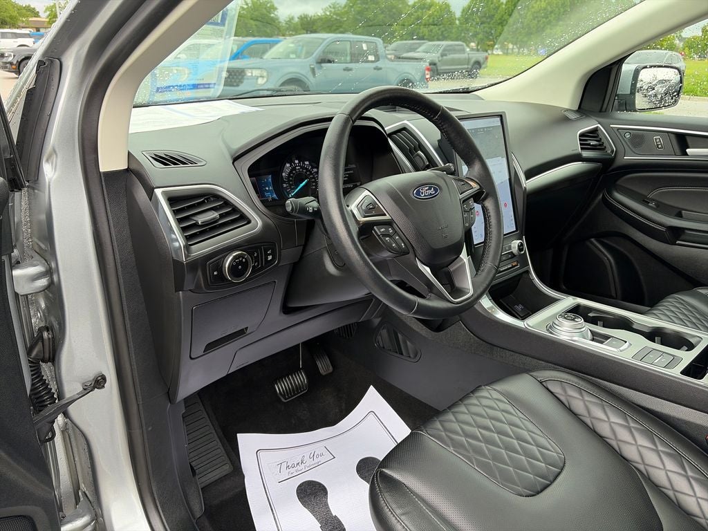 2024 Ford Edge Titanium