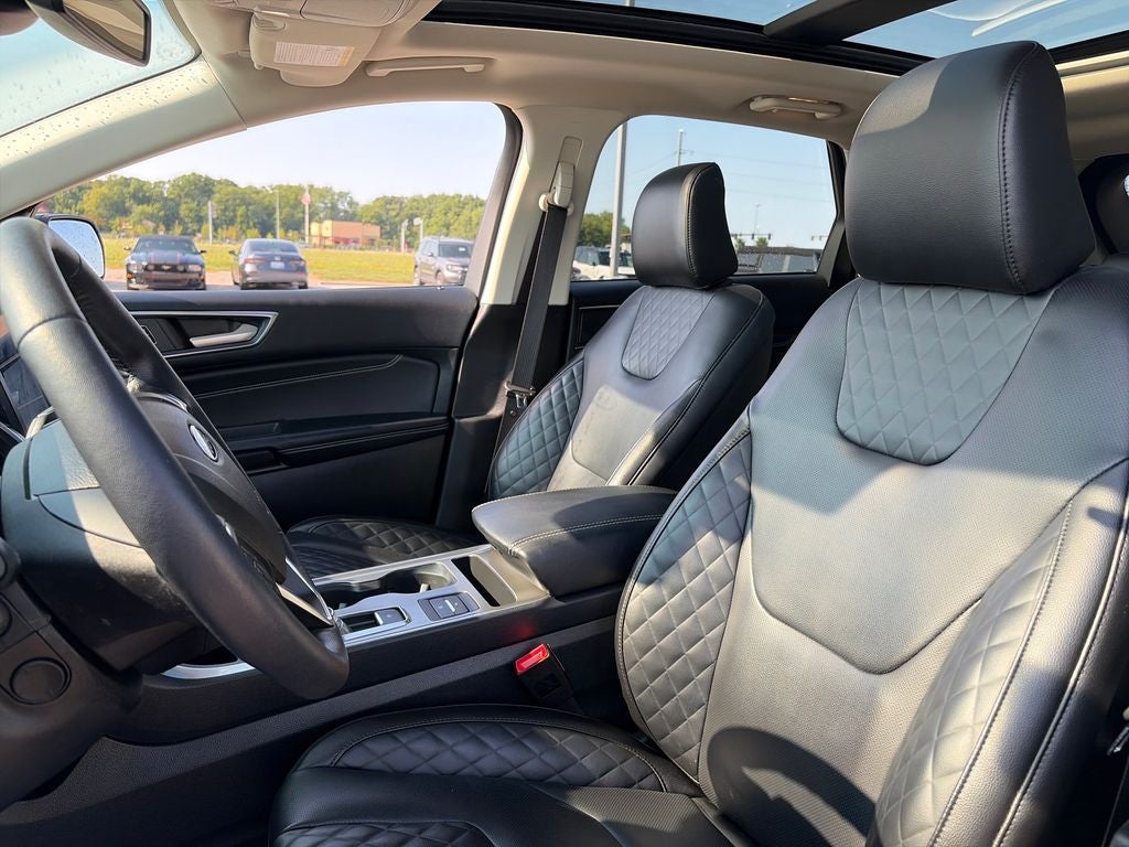 2023 Ford Edge Titanium
