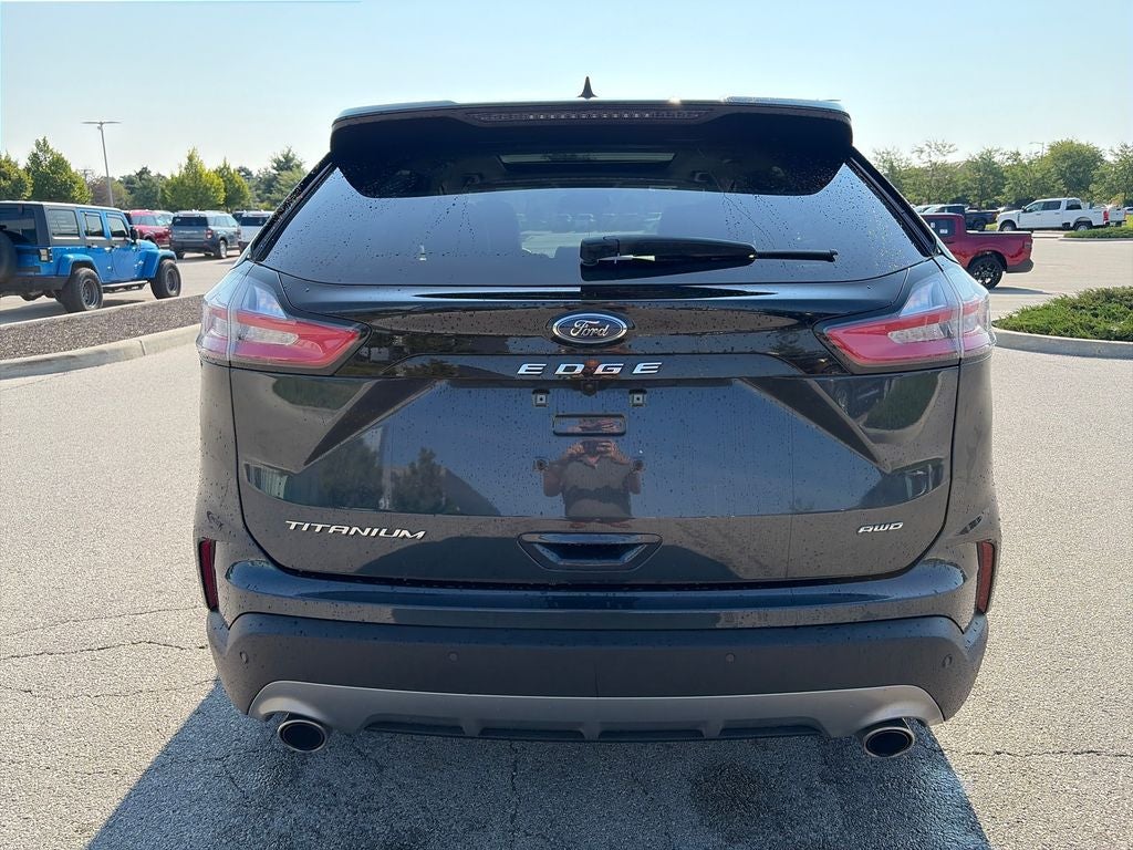 2023 Ford Edge Titanium