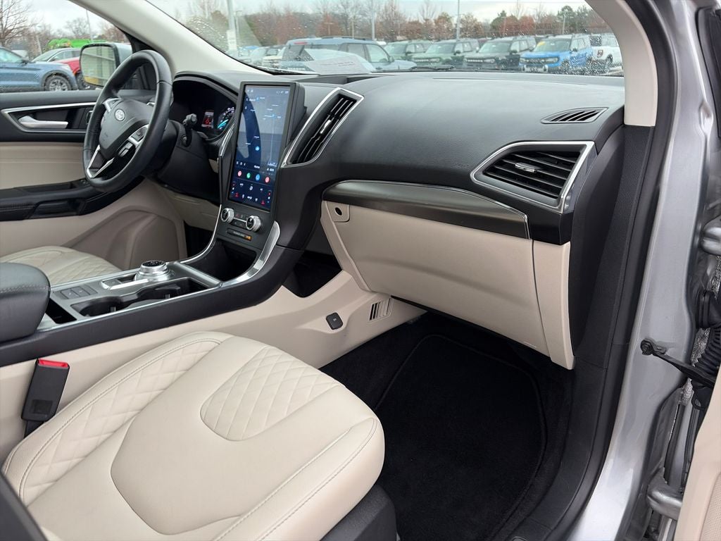 2023 Ford Edge Titanium