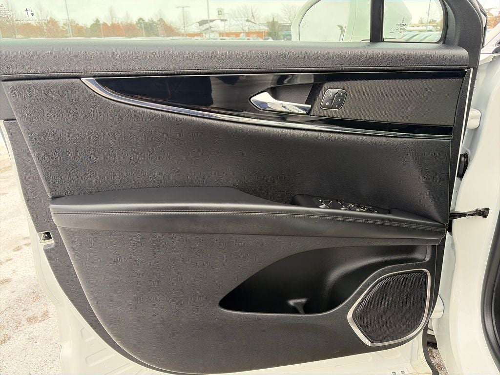 2022 Lincoln Nautilus Standard