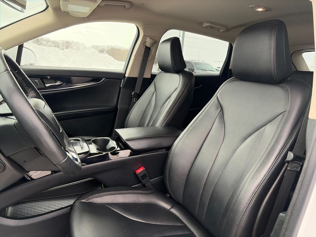 2022 Lincoln Nautilus Standard