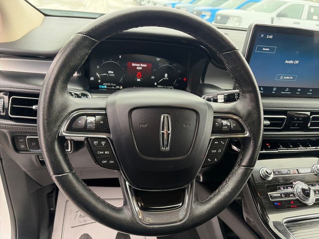 2022 Lincoln Nautilus Standard